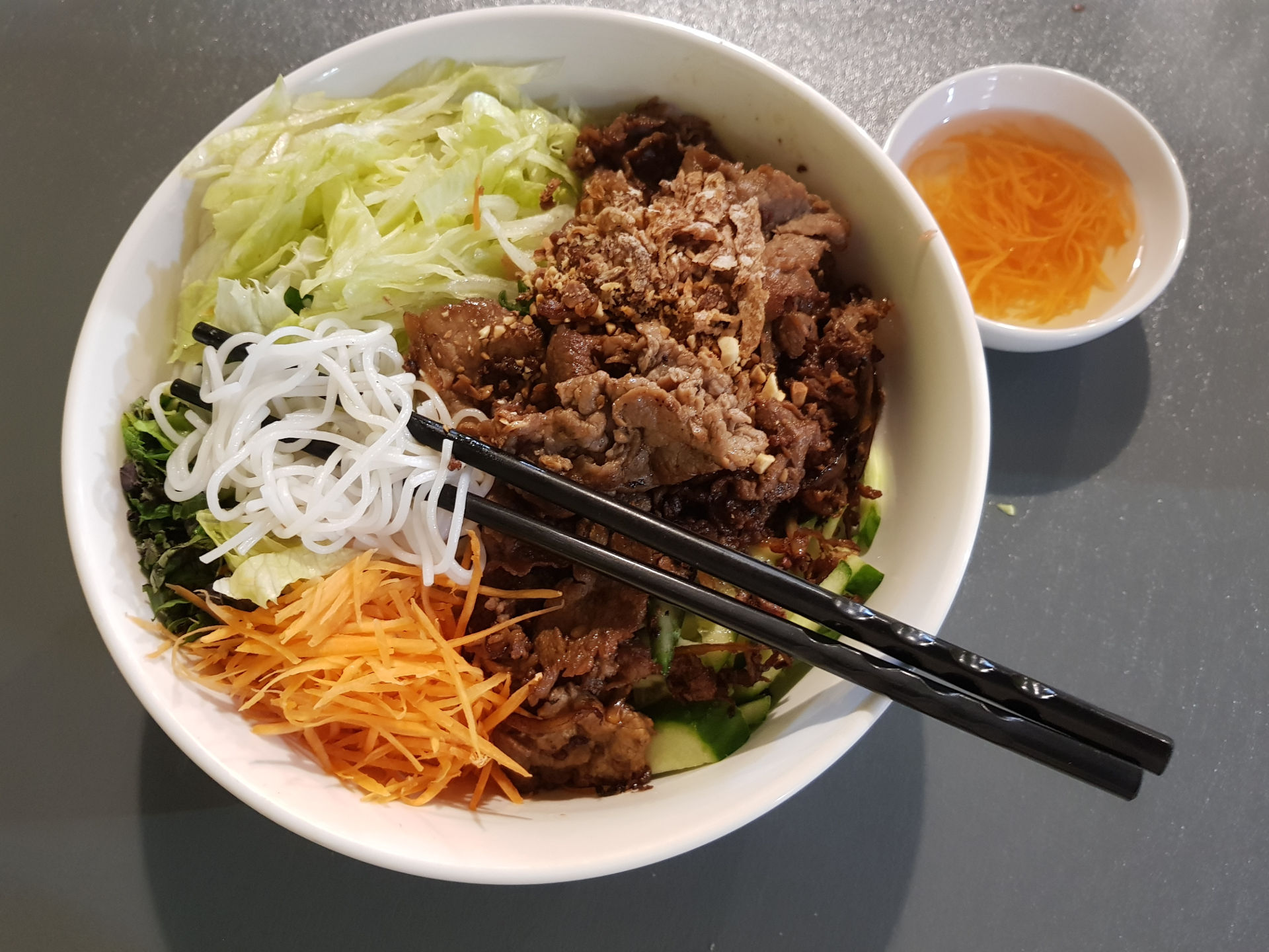 Rice Noodles with Stir Fried Lemongrass Beef.