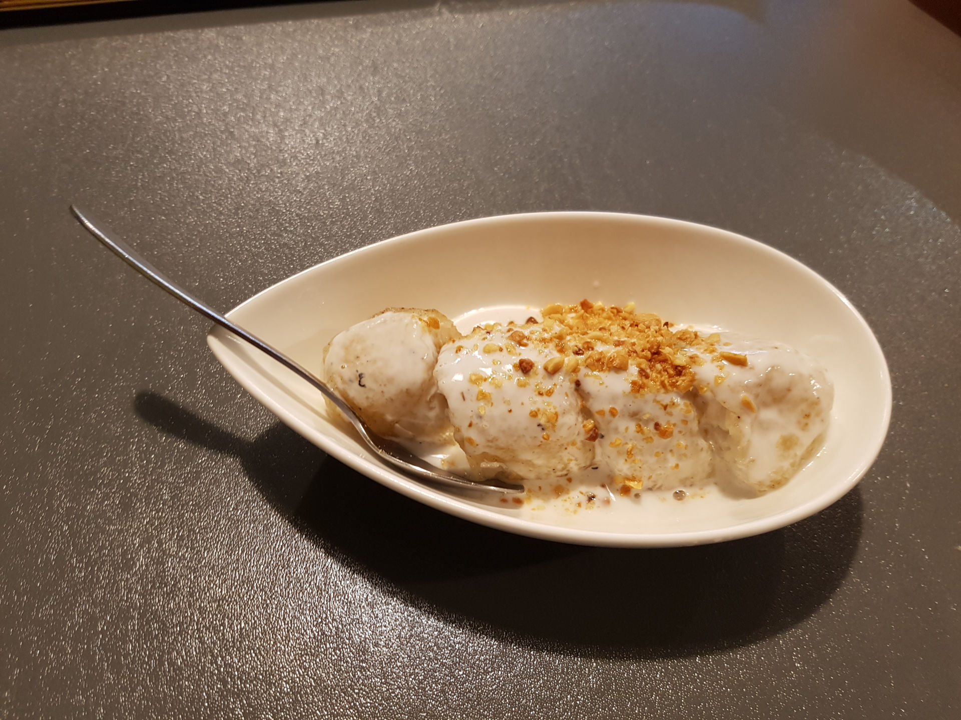 Sticky rice banana with coconut.